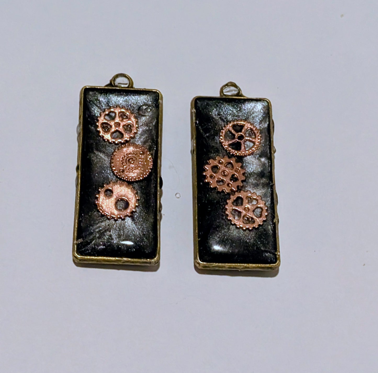 Chronos Resin Charm Pair C