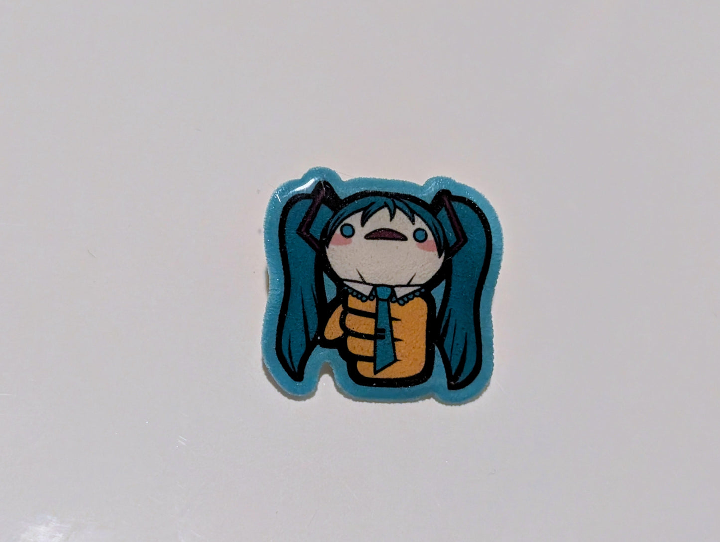 Hatsune Miku Squeezy Toy Pin