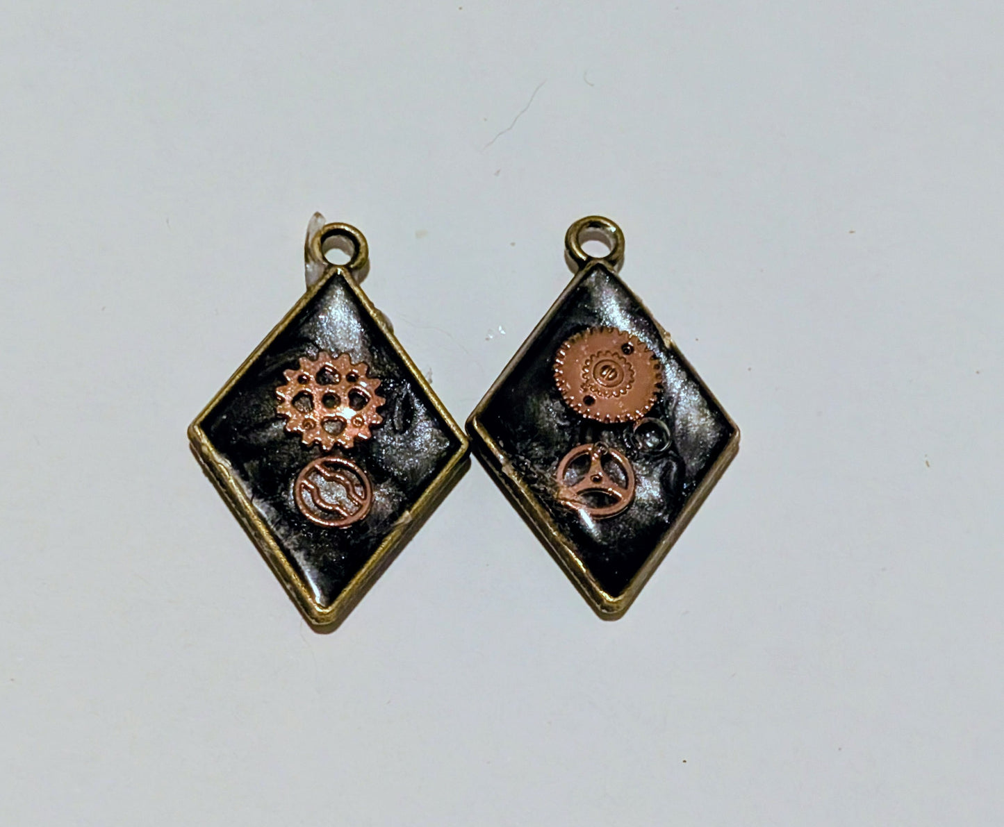 Chronos Resin Charm Pair E