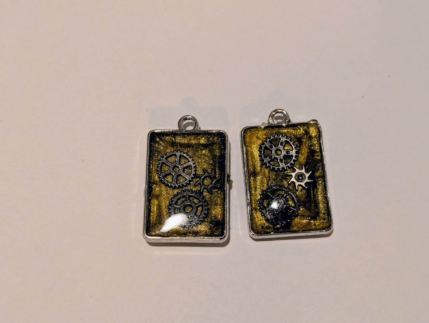 Chronos Resin Charm Pair G