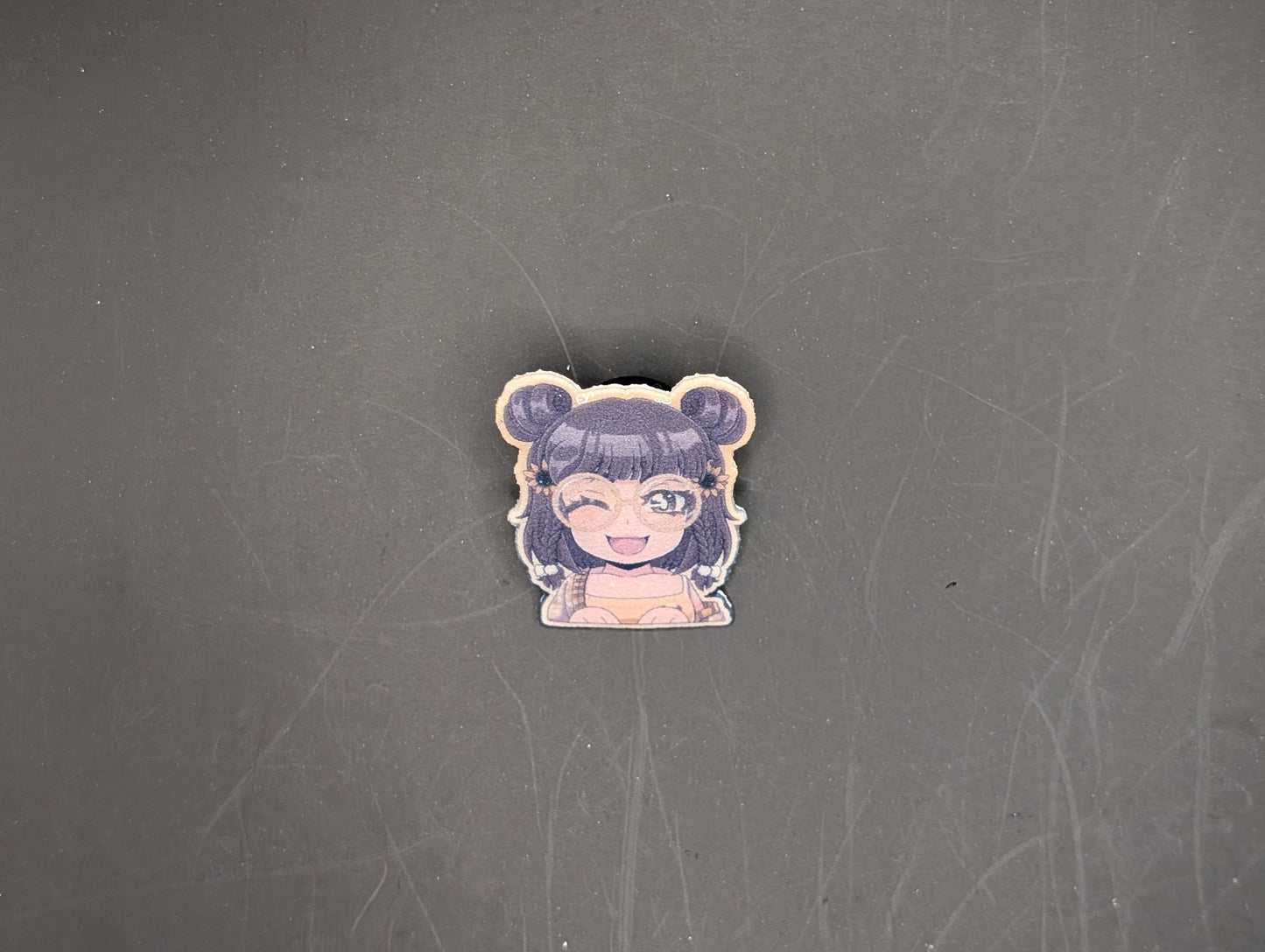 GlassesJournal Vtuber Pin